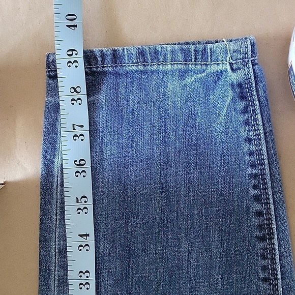 Laurie Felt Classic Denim Girlfriend Jeans Medium Wash A459932, Size 8, EUC - Picture 3 of 11